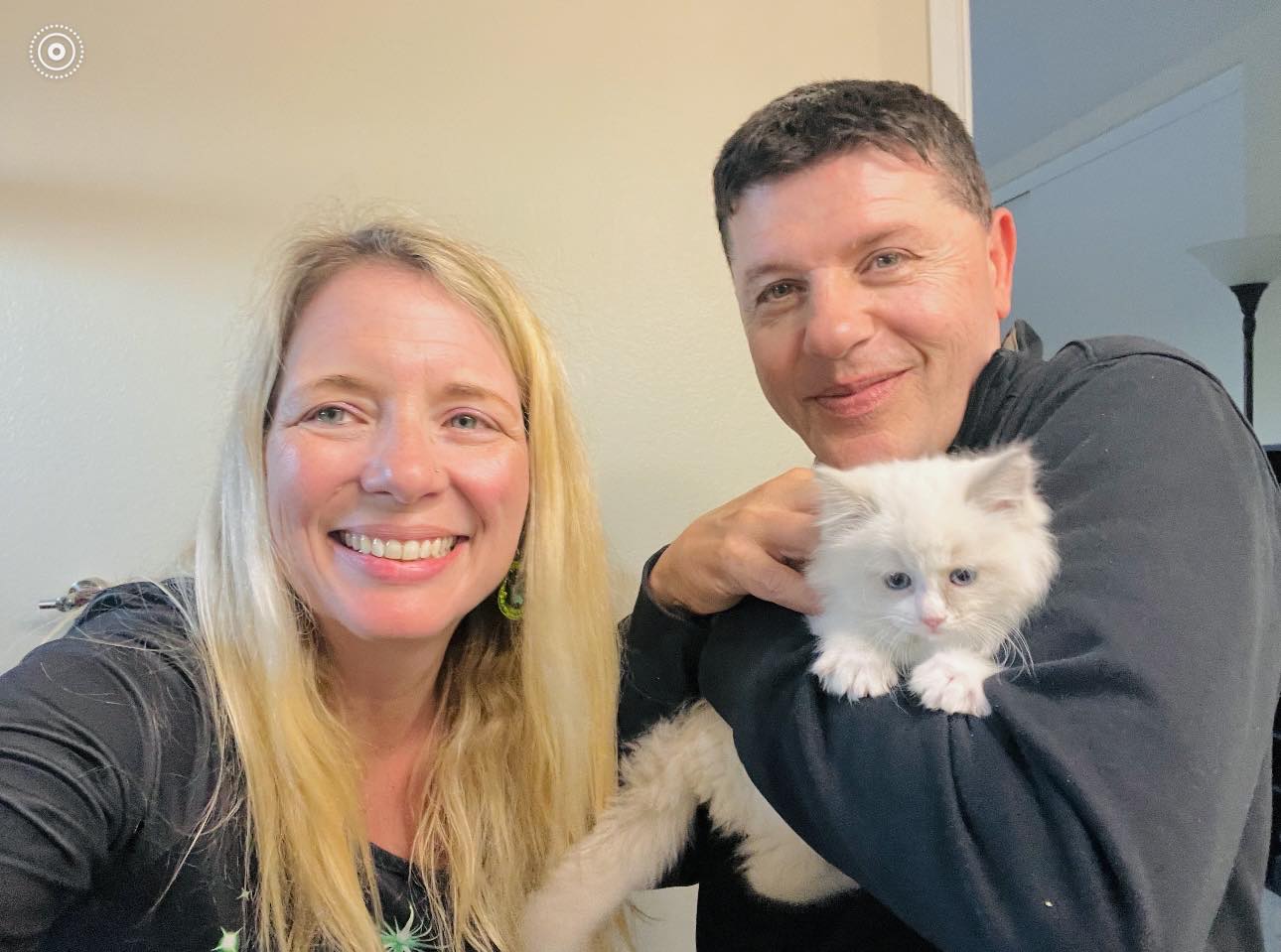 San Diego happy customers with purebred ragdoll kitten sold in Palm Springs Ca